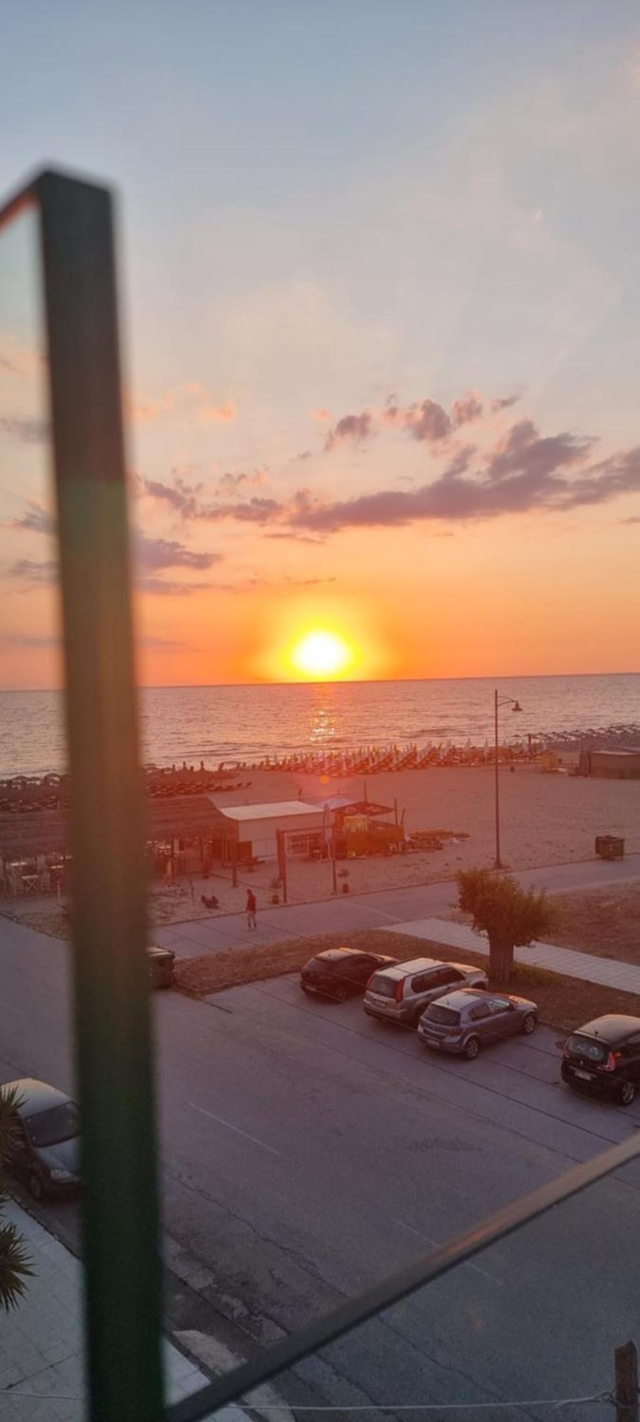 Pantheon Sea View Aparthotel เนปอรอย ห้อง รูปภาพ