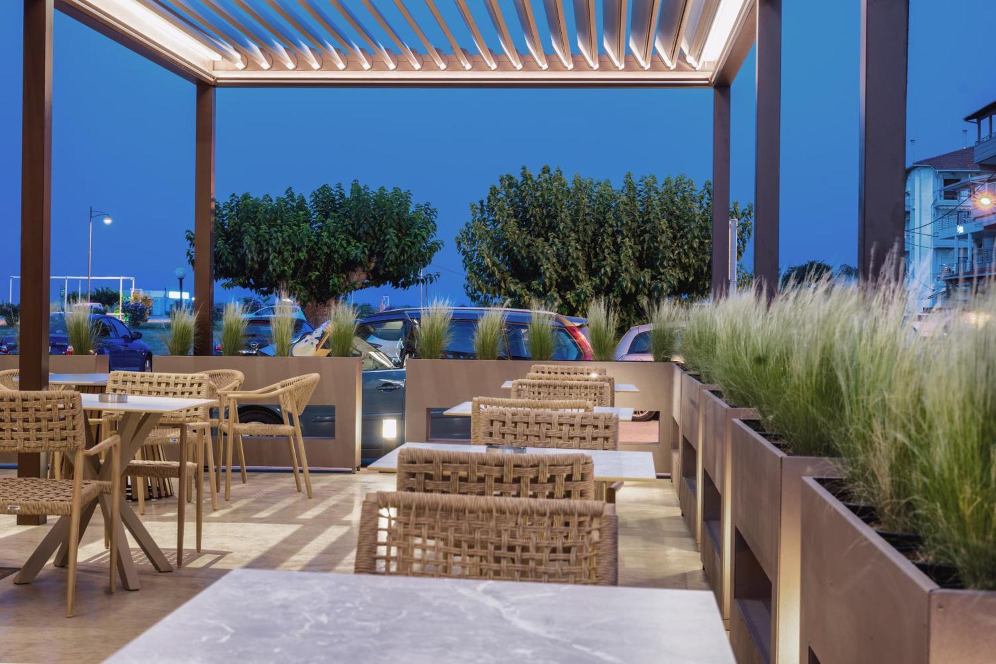 Pantheon Sea View Aparthotel เนปอรอย ภายนอก รูปภาพ