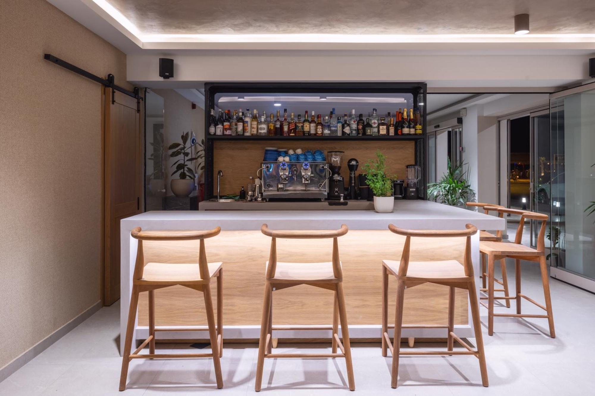 Pantheon Sea View Aparthotel เนปอรอย ภายนอก รูปภาพ